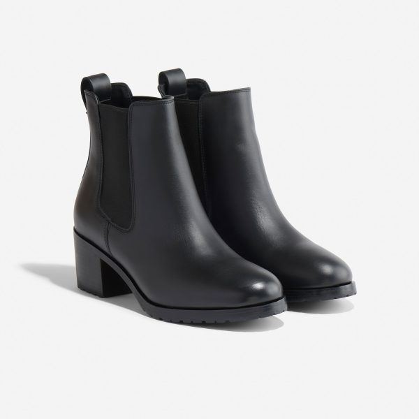 Ana Go-To Heeled Chelsea Boot